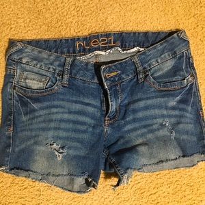 Rue 21 denim shorts size regular 5/6 never worn